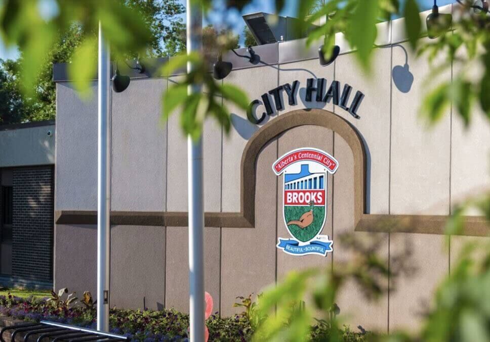 Front of city hall of the City of Brooks