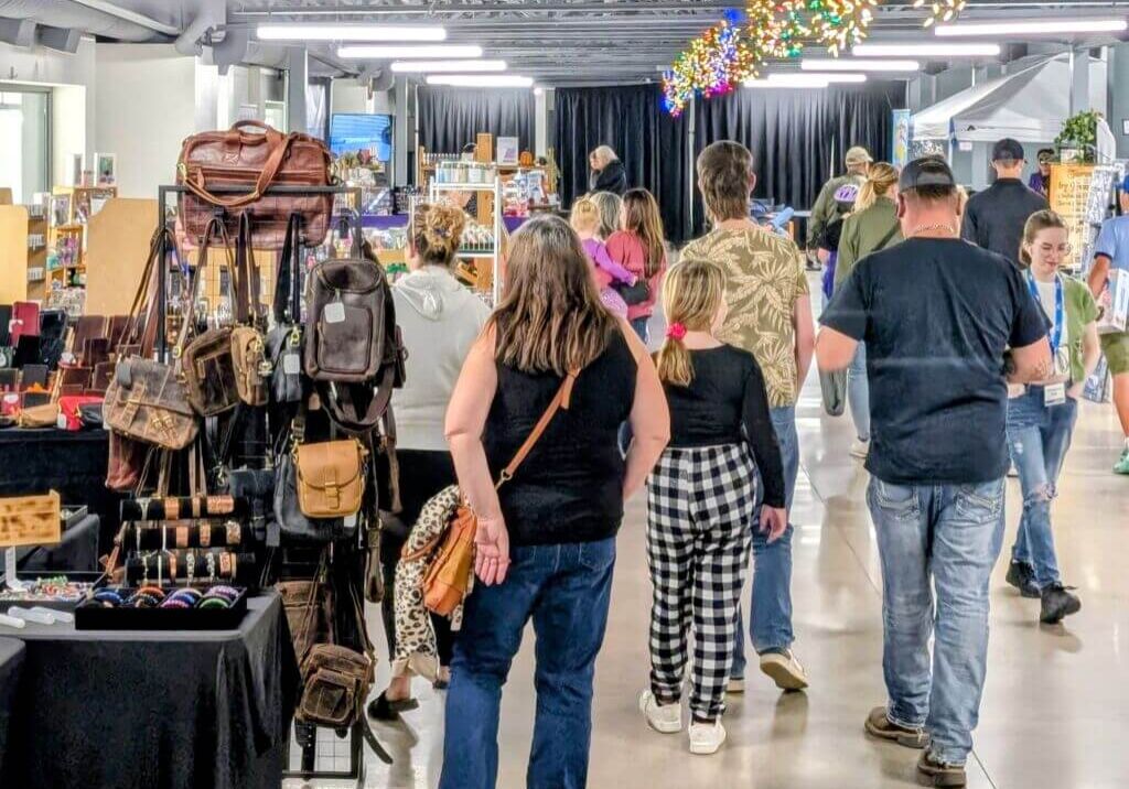 PXL_20251003_225822667.PORTRAIT.ORIGINAL~2 PXL_20251003_225822667.PORTRAIT.ORIGINAL~2